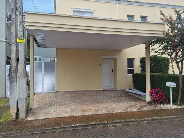 Casa em condomínio para Locação em Mogi das Cruzes - 1